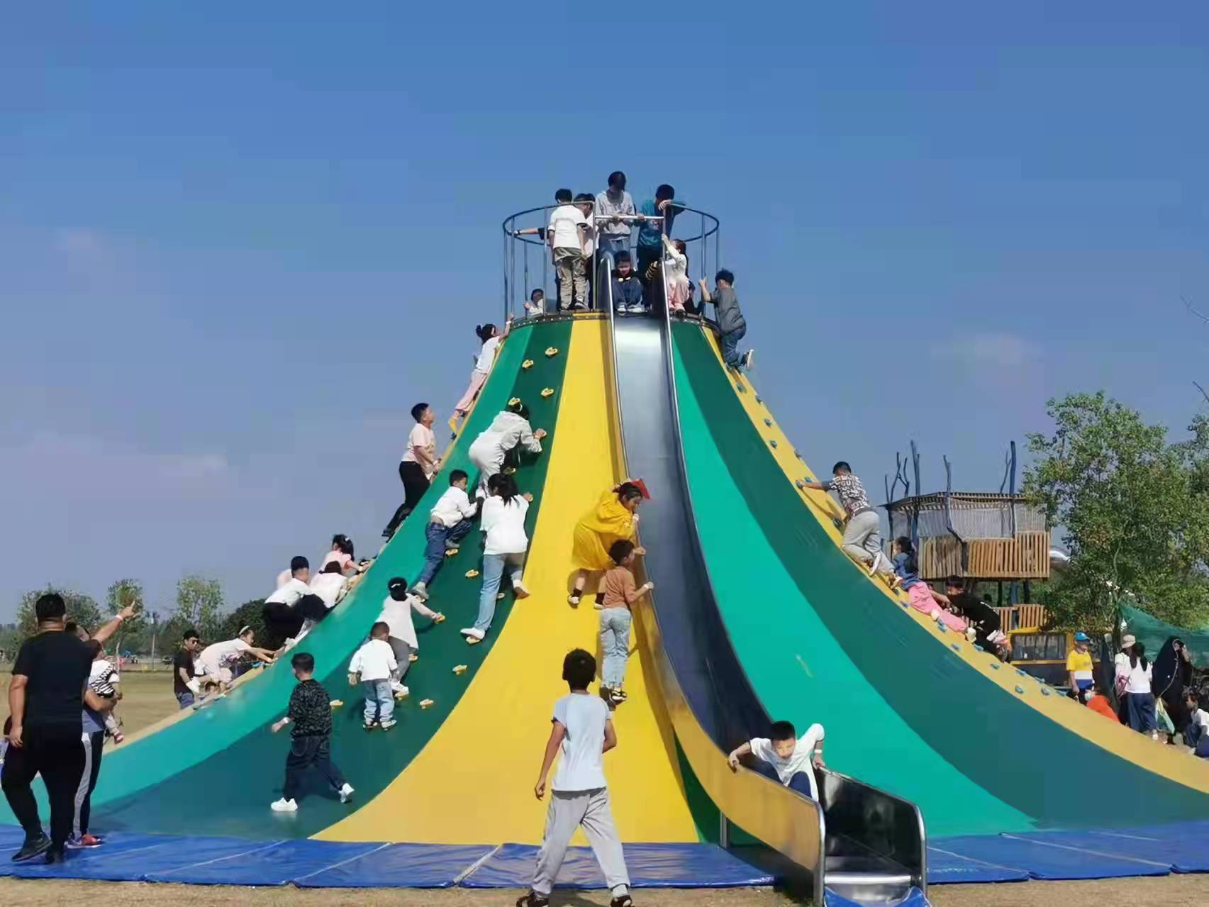 火山攀岩11.jpg